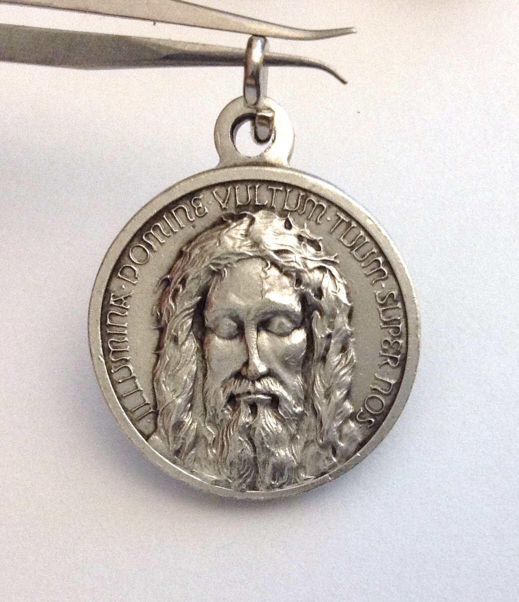 I G J The Holy Face Shroud of Jesus Christ Medal - Real Italian Masterpiece (Holy Face Medal with Cord)