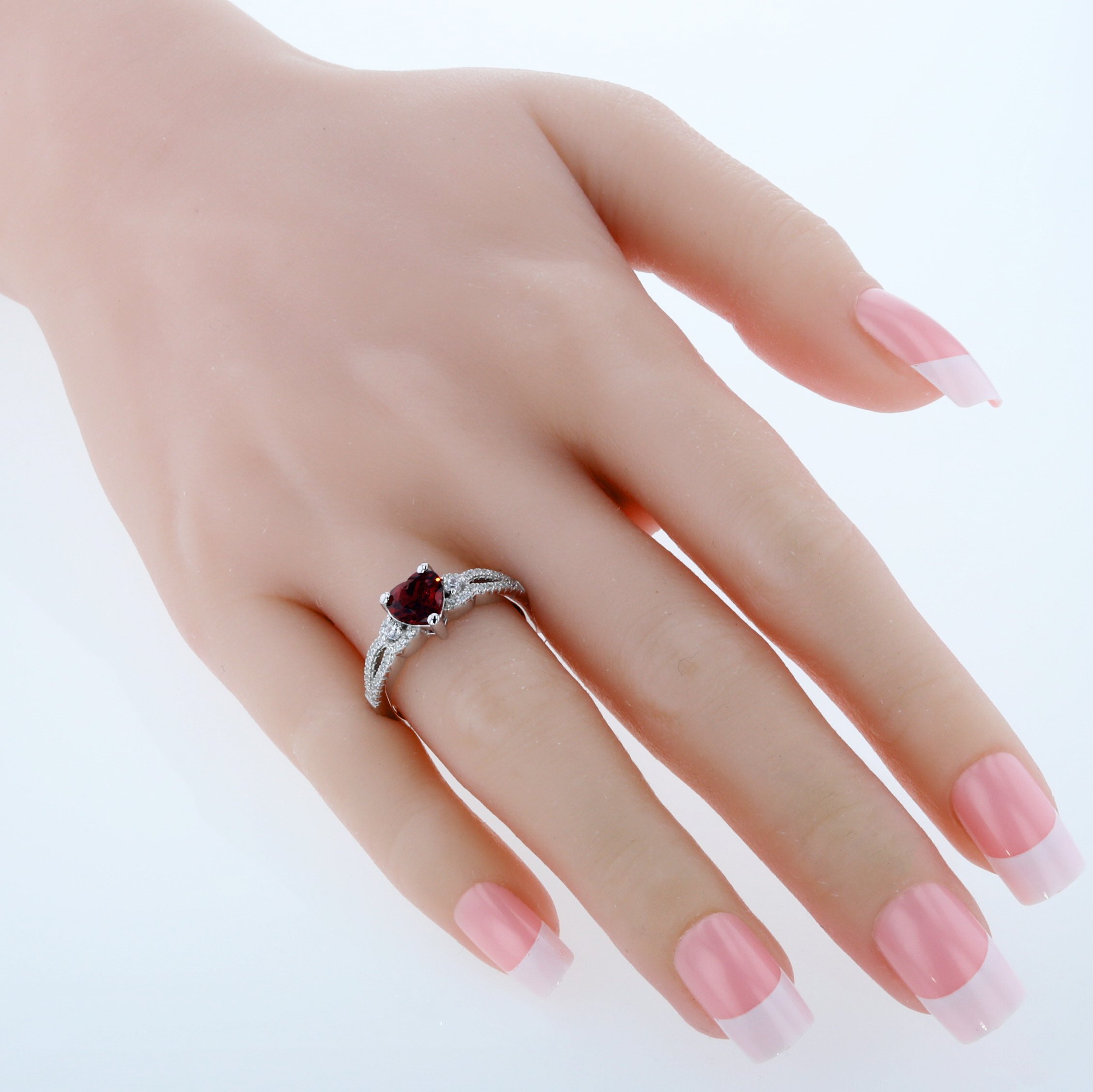 PEORA Garnet Heart Soulmate Ring 925 Sterling Silver, Natural Gemstone Birthstone, 1.50 Carats Heart Shape 7mm, Size 7