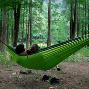 IDEALUX Camping Hammock with Net, Lightweight Portable Double Parachute Hammocks, 210T Nylon, High Capacity and Tear Resistance, Perfect for Camping, Backyard Relaxation (Green)