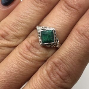 Koral Jewelry Created Emerald Vintage Gipsy Small Ring 925 Sterling Silver Square Stone Boho Chic US Size 5 6 7 8 9 (6)