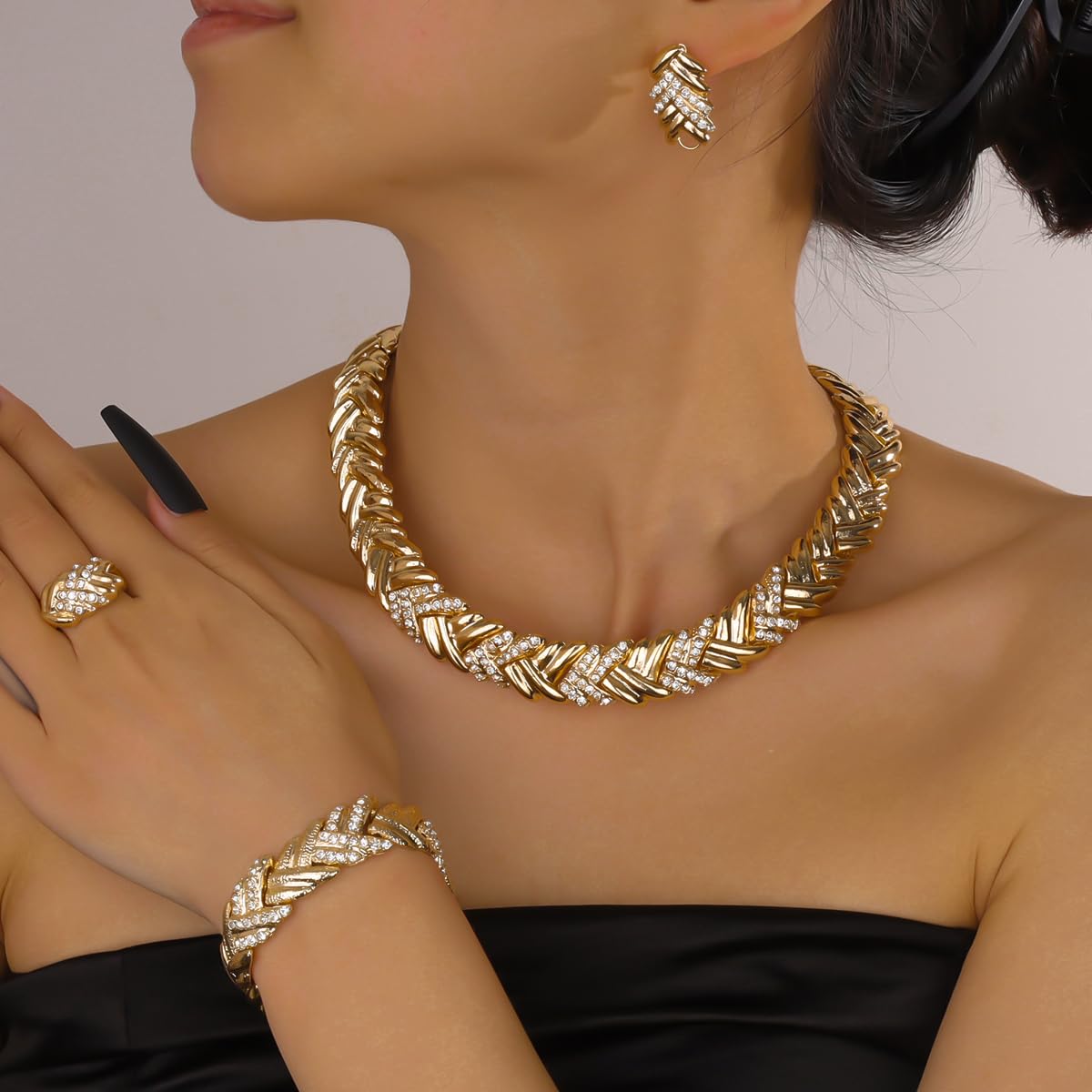 LIFFLY Fashion Crystal Jewelry Set for Women, 18 K Gold Plated Jewelry for Weddings, Dubai Gold Necklace Earrings Set