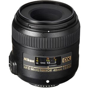 Nikon AF-S DX Micro-NIKKOR 40mm f/2.8G Close-up Lens for Nikon DSLR Cameras Black