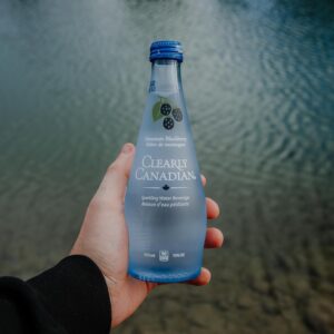 Clearly Canadian Sparkling Water 4 pack (2 Blackberry, 2 Cherry)