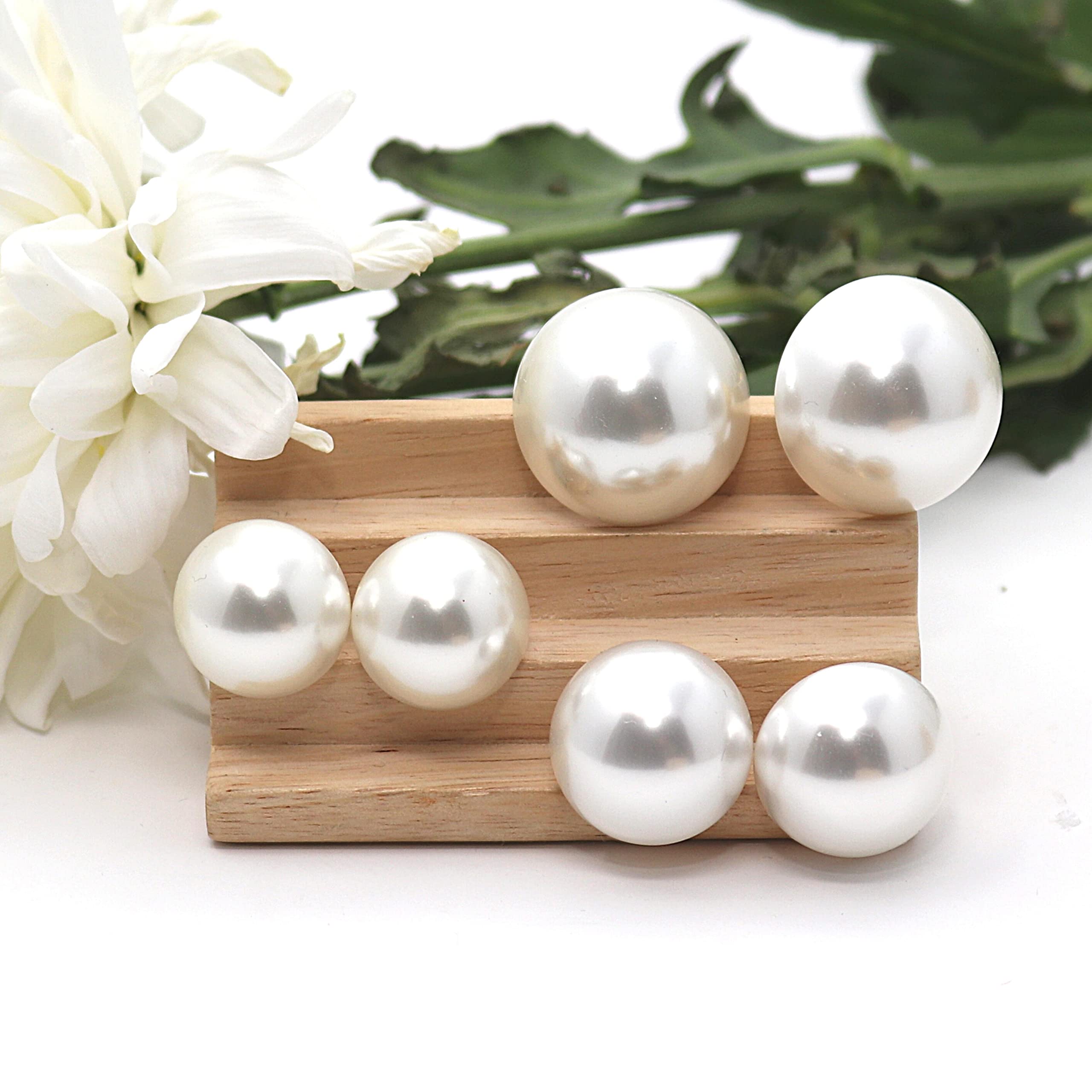 Kenneth Jay Lane Oversized Frameless Pearl Clip Earrings (20mm)