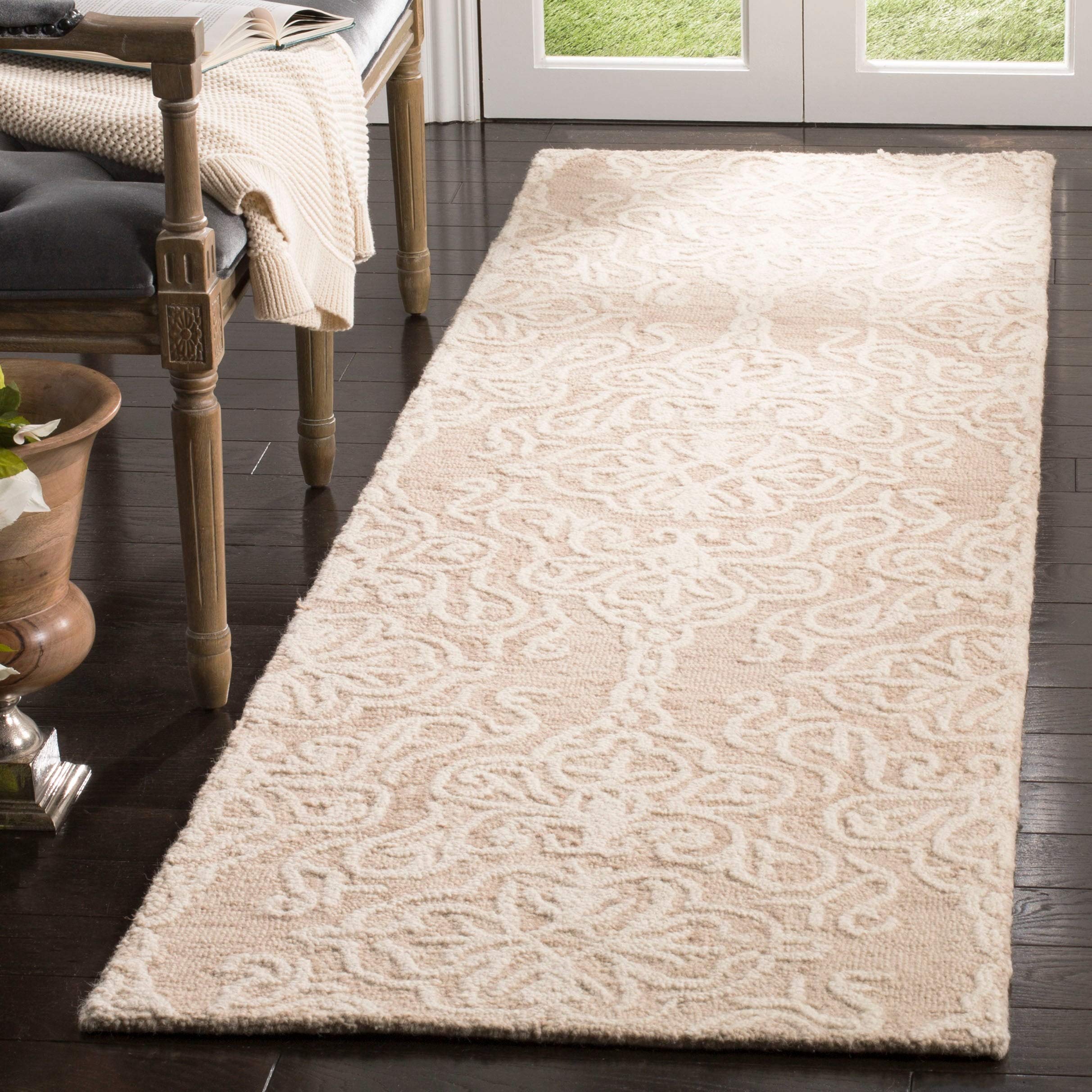 SAFAVIEH Blossom Collection Area Rug - 8' x 10', Beige & Ivory, Handmade Wool, Ideal for High Traffic Areas in Living Room, Bedroom (BLM112B)