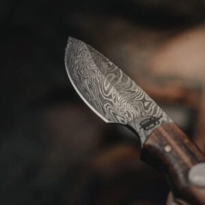 bucknbear handmade mini hunter damascus steel walnutwood handle