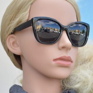 Be One Women Cat Eye Fashion Sunglasses - Polarized UV400 Classic Retro C1 Black Frame + Black Lens