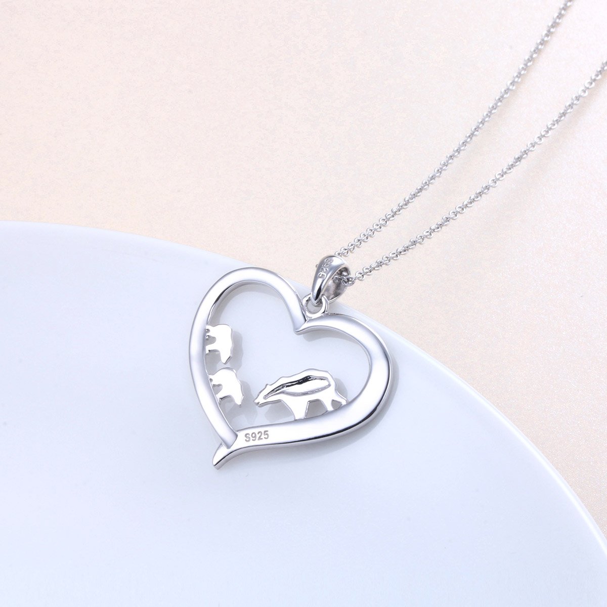 DAOCHONG Mother and Child S925 Sterling Silver Mama Bear with Cub Heart Pendant Necklace for Family (2 cubs)