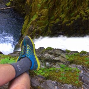 CloudLine Hiking Socks - Light Cushion Merino Wool, Seamless, Moisture Wicking, & Breathable - Large Midnight