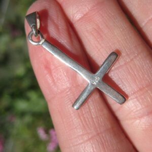 Himalayan Treasures Small 925 Sterling Silver Inverted Petrine Satanic Cross Pendant Free Chain