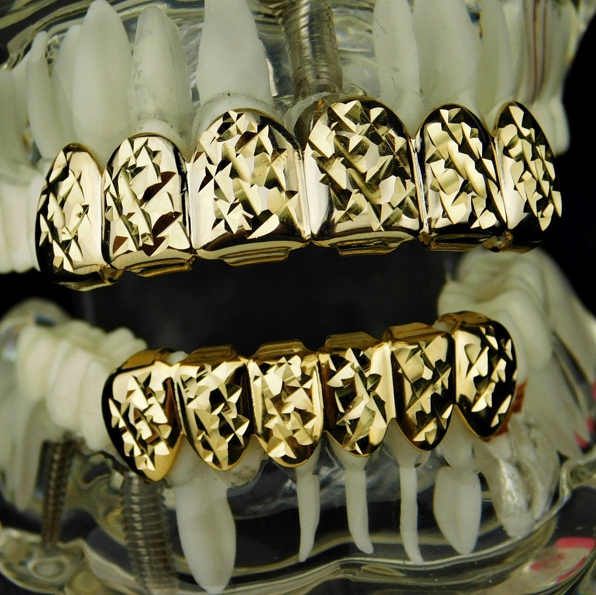 14k Gold Plated Grillz Set Diamond-Cut Grill Top & Bottom 12 Teeth Hip Hop Grills