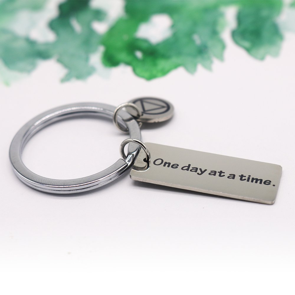 Meiligo Sobriety Keychain One Day at a Time Keychain Addiction Recovery Inspirational Jewelry Motivational Gifts (One Day at a time)