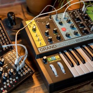 MOOG Grandmother Semi-Modular Analog Keyboard Synthesizer with 32 Keys, Built-In Arpeggiator, Sequencer and Spring Reverb Tank