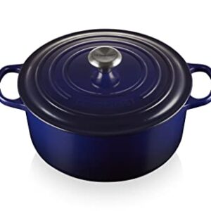 Le Creuset Enameled Cast Iron Signature Round Dutch Oven, 7.25 qt., Indigo