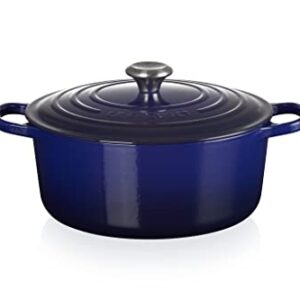 Le Creuset Enameled Cast Iron Signature Round Dutch Oven, 7.25 qt., Indigo