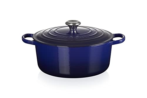 Le Creuset Enameled Cast Iron Signature Round Dutch Oven, 7.25 qt., Indigo