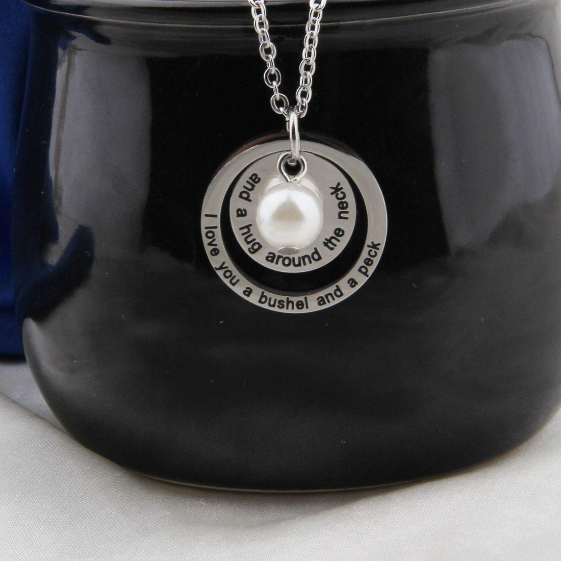 I Love You a Bushel and a Peck Necklace Gift for Mom Grandma (Silver)