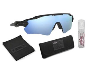 oakley radar ev path sunglasses (matte black frame/deep prizm water polarized lens) with lens cleaning kit (black)