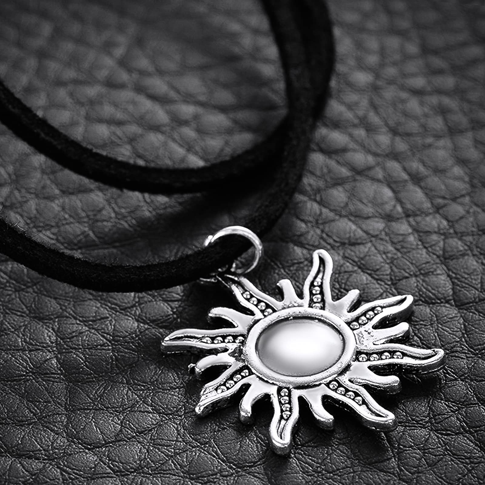 MJartoria Gothic Choker Necklace Native American Bohemian Sun Charm Handmade PU Leather (Sun)