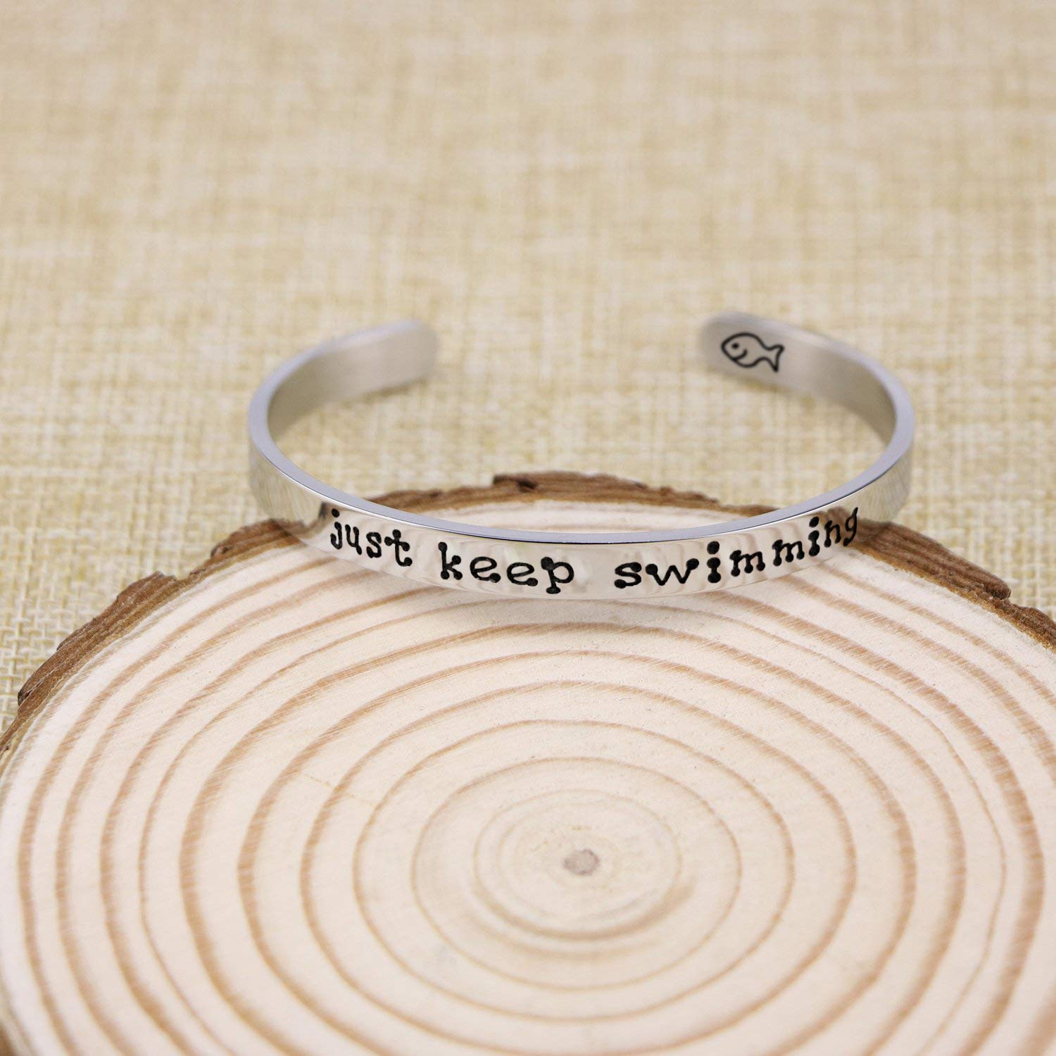 Jvvsci just keep swimming Cuff Bracelet - Motivational Inspirational Message Jewelry, Courage, Don't Give Up, Move On, Sisters Best Friend BFF Encouragement Gift