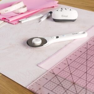 Cricut Self Healing Cutting Mat - Cricut Mat for use with Cricut TrueControl Knife, Rotary Cutter, Craft Knife, Xacto Knife - 18" x 24", Decorative, 2X Healing, Extra-Thick Cricut Cutting Mat, Rose