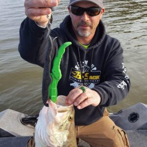 LINE CUTTERZ Unique Patented and Safe, Floating Lunker Tamer Fish Gripper with Wrist Strap - Hero Limited Edition