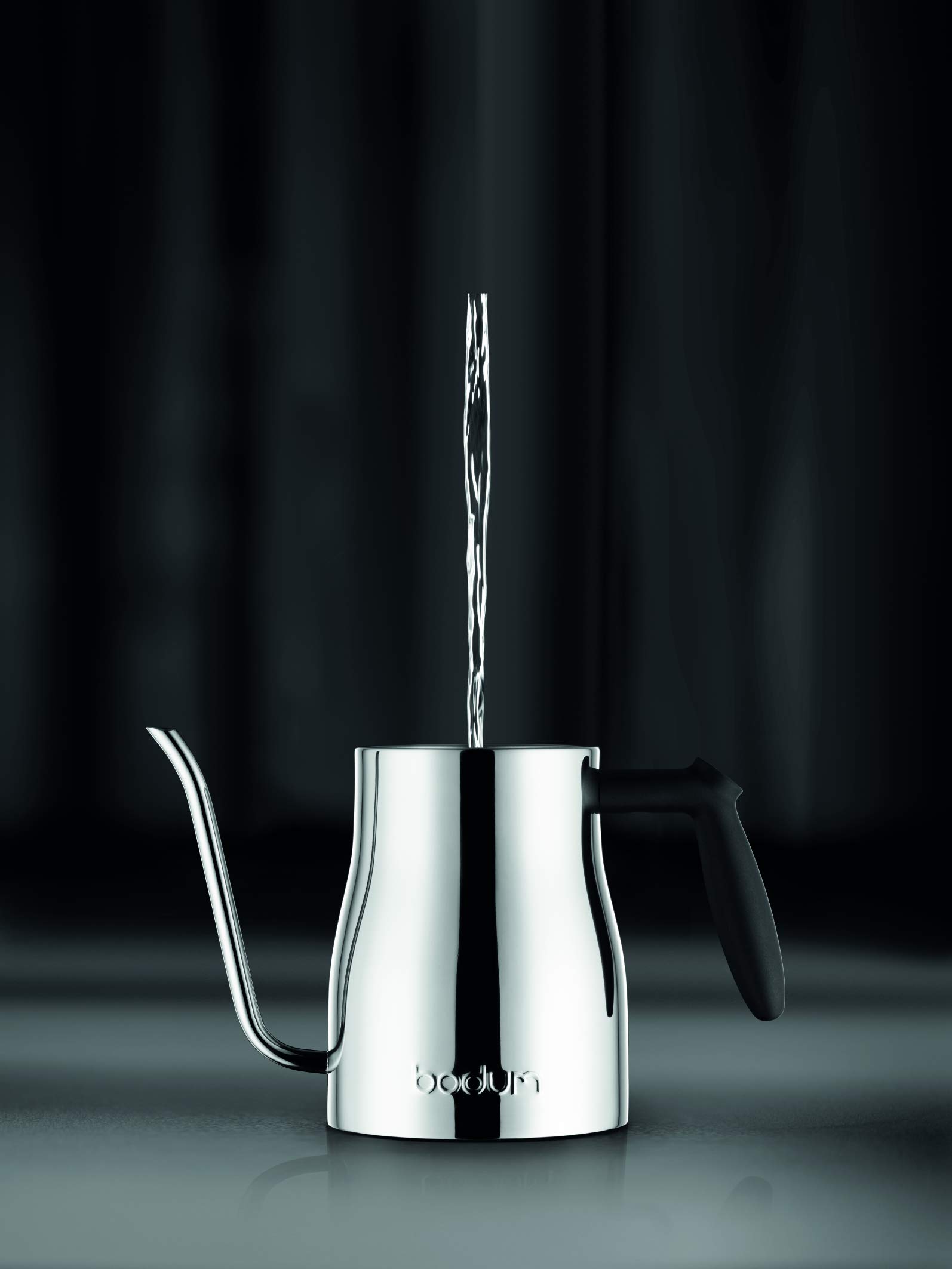 Bodum Bistro Gooseneck Stovetop Water Kettle 34 Ounce