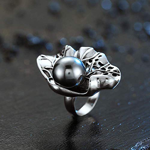 Mytys Fashion Flower Cocktail Rings for Women - Statement Jewelry Piece Perfect for Weddings, Engagements, and Gifts (lotus leaf silver, 7)