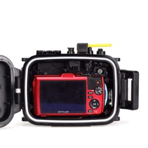 SeaFrogs Waterproof Housing Underwater Case for Olympus TG5 with 67mm Red Filter Combo, Applied to 60m/195ft