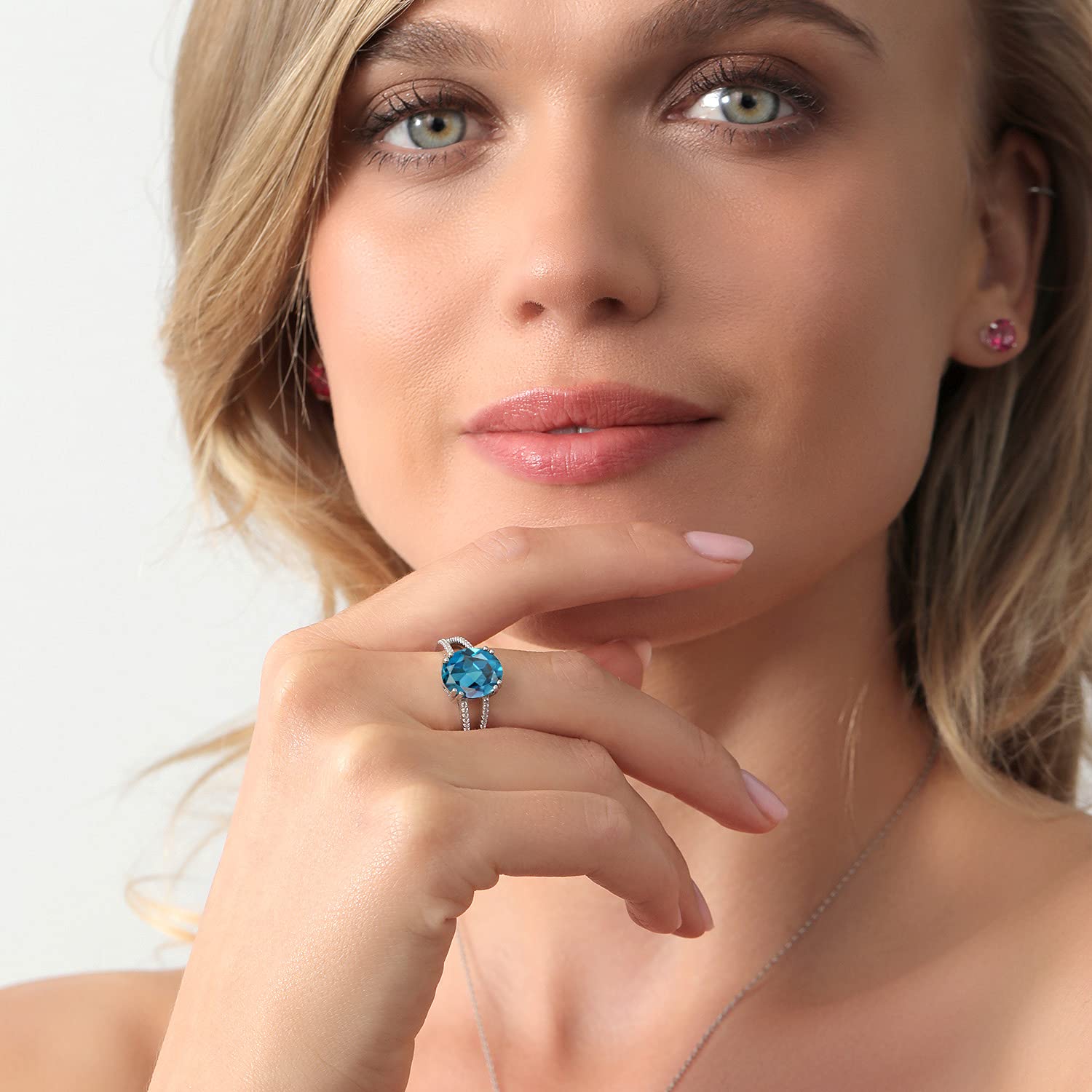 Gem Stone King 5.68 Cttw London Blue Topaz Engagement Ring For Women In 925 Sterling Silver | Oval 12X10MM | Gemstone November Birthstone | Available In Size 5, 6, 7, 8, 9