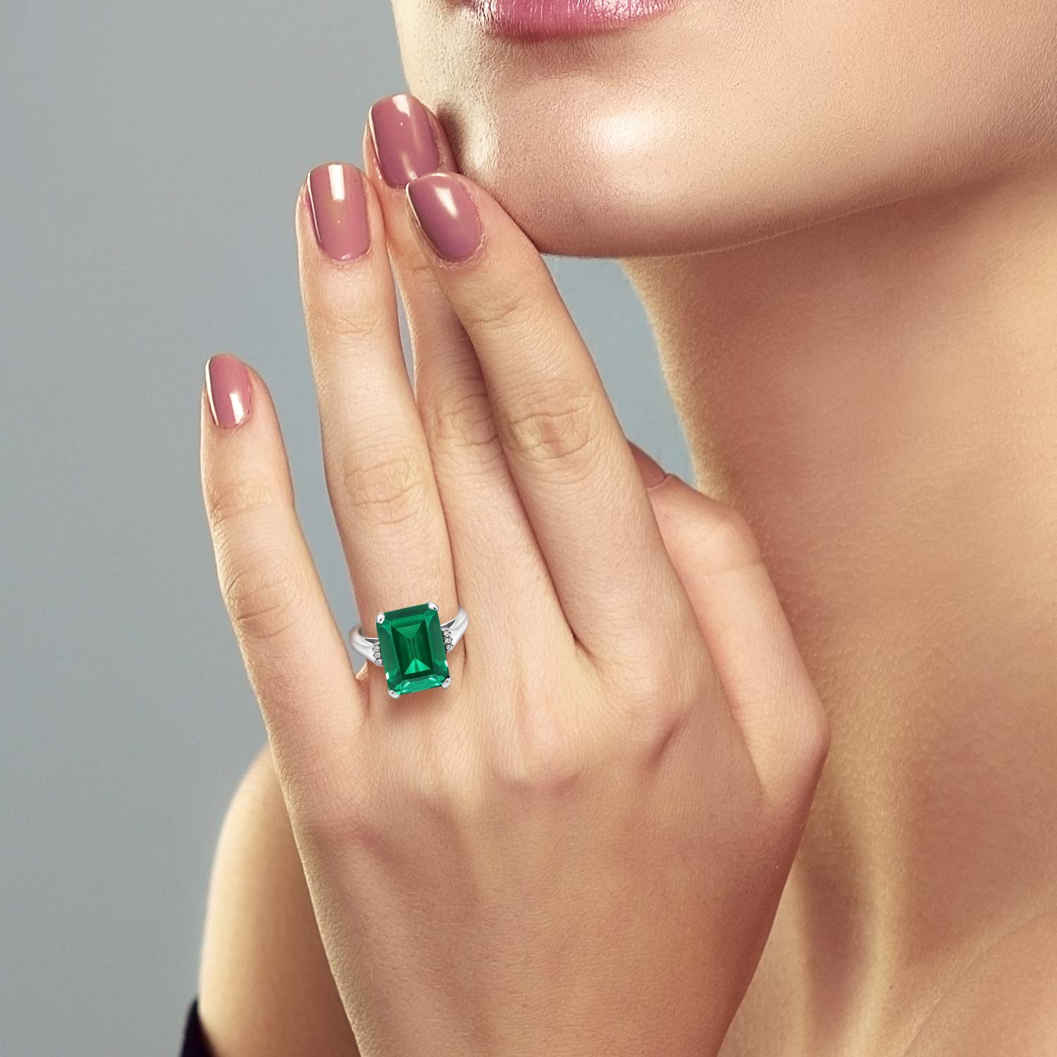 Gem Stone King 6.57 Cttw Green Simulated Emerald Engagement Ring For Women In 925 Sterling Silver | Emerald Cut 14X10MM | Available In Size 5, 6, 7, 8, 9