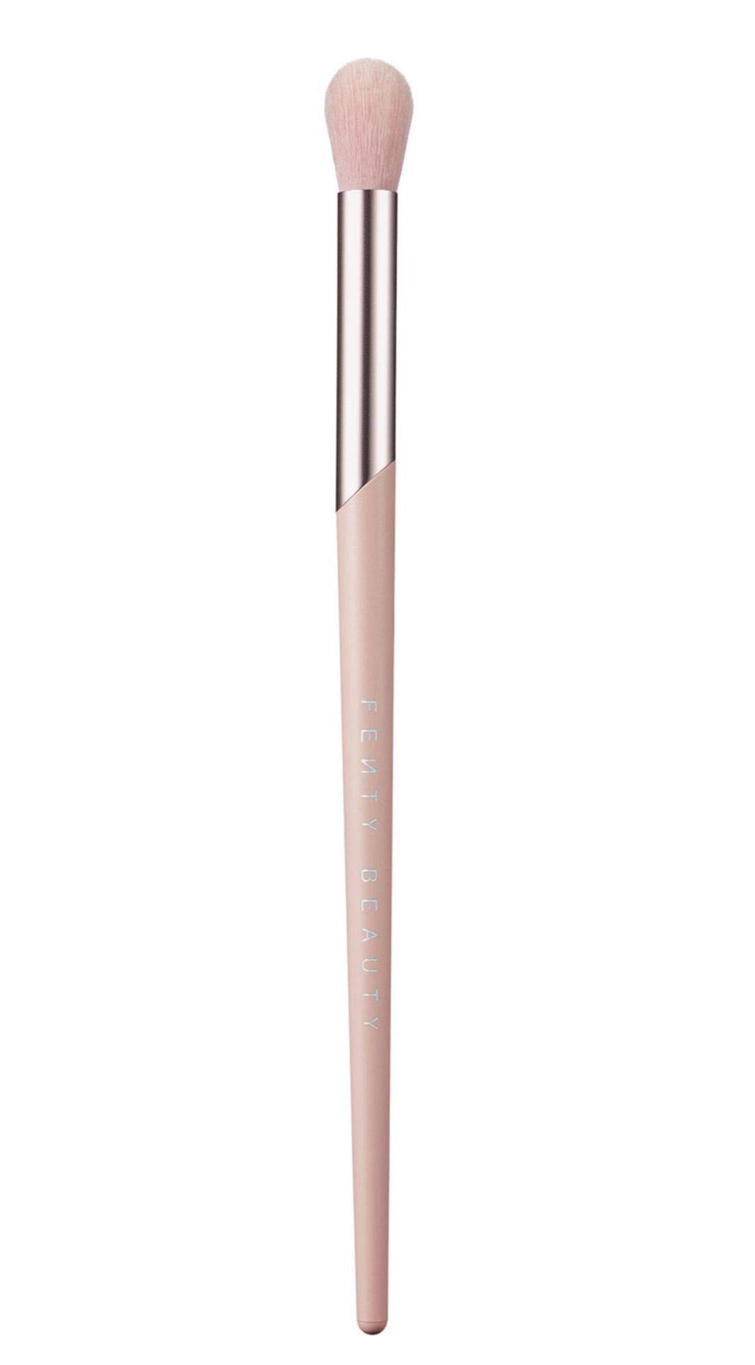 Fenty Beauty by Rihanna Tapered Blending Brush 210