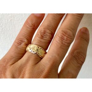 Zero Gravity Hawaii Hawaiian Heirloom Jewelry 14k Yellow Gold Cut Out Hibiscus Dome 8mm Ring (8)