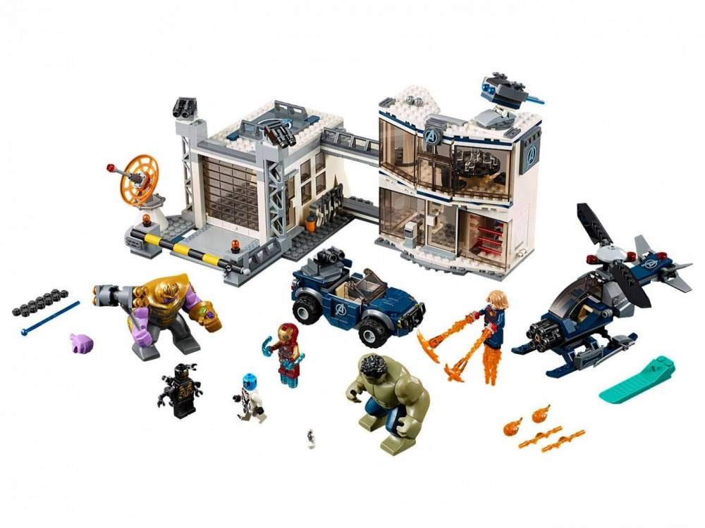 LEGO Marvel Avengers Compound Battle 76131 Building Set Includes Toy Car, Helicopter, and Popular Avengers Characters Iron Man, Thanos and More (699 Pieces)