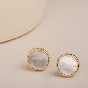 S.Leaf Minimalism Mother of Pearl Stud Earrings Sterling Silver Round Disc Stud Earrings for Women (yellow gold)