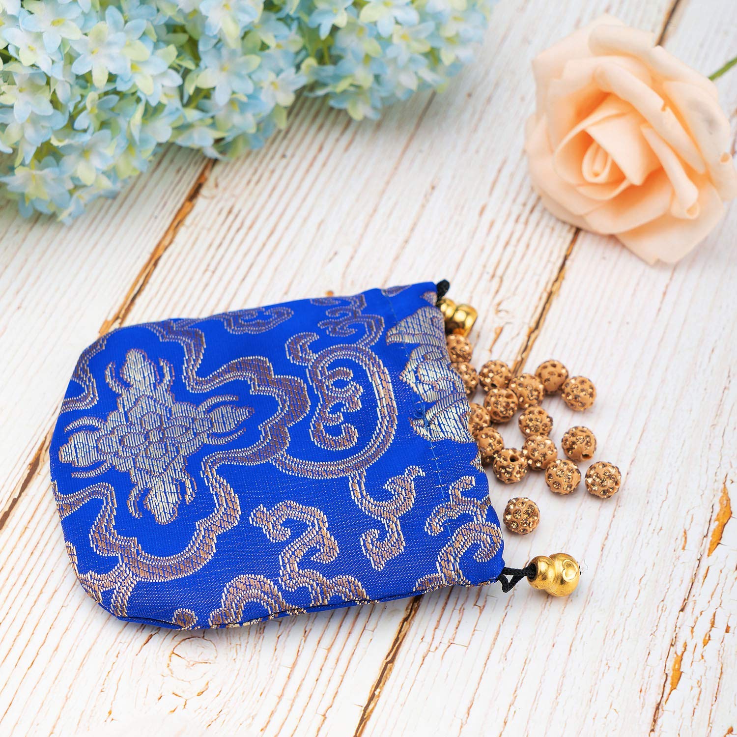 handrong 30Pcs Silk Coin Bags Brocade Coin Bags Pouches Jewelry Gift Bag Candy Sachet Pouch Small Chinese Embroidered Organizers Pocket for Women Girls Dice Necklaces Earrings Bracelets