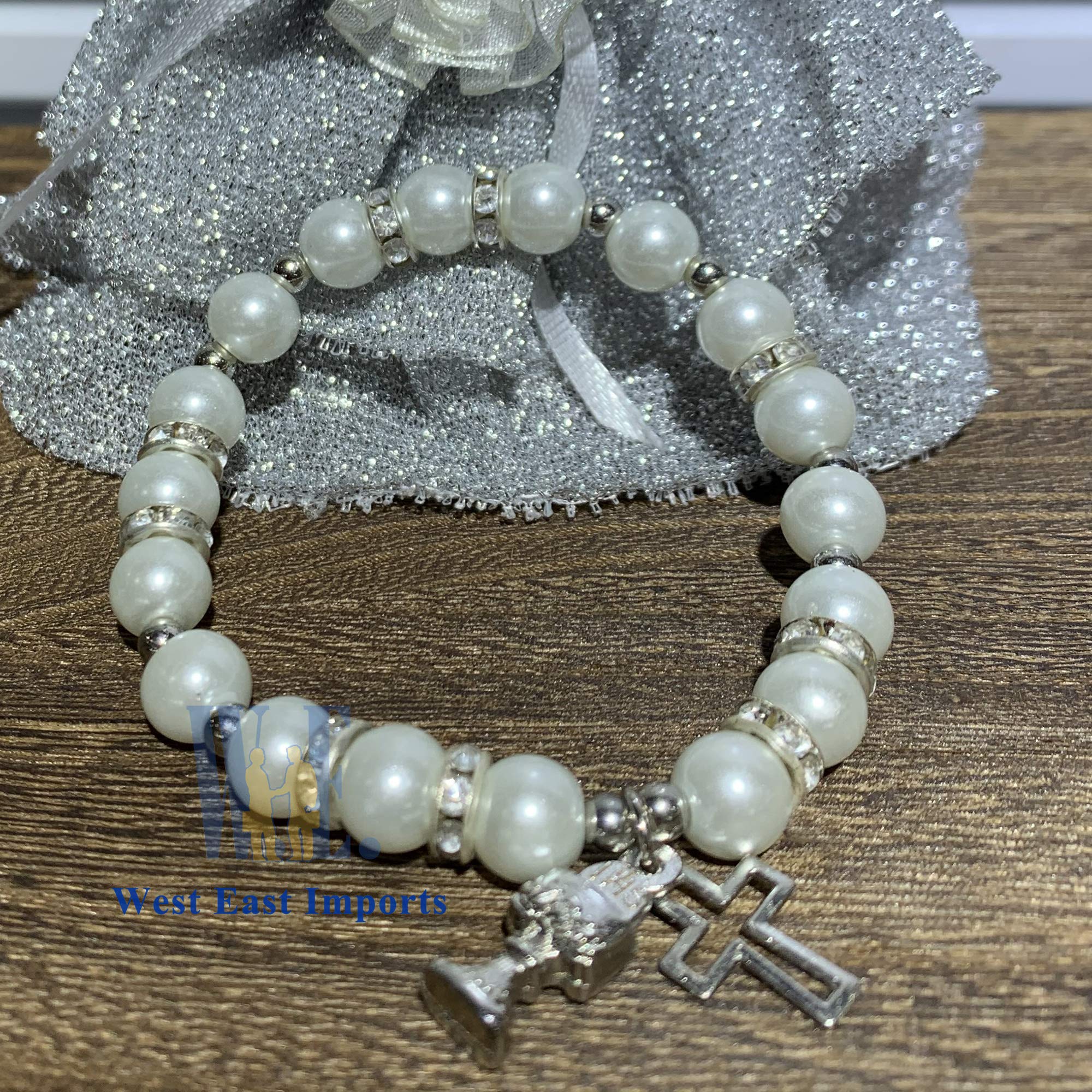 First Holy Communion Favor (12 PCS) White Pearl Bracelet Silver Metal Chalice Cross Charms in Organza Gift Bags with Flowers and Ribbons/Recuerdos para Primera Comunion Niña Niño