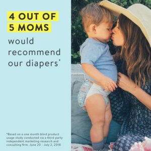 The Honest Company Super Duper Club Box with TrueAbsorb Baby Diapers & Honest Baby Wipes | Size 3 | Eco-Friendly Diapers | Hypoallergenic Wipes | Stylish Prints