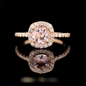 GNG 1.00 Cttw Natural Morganite and Diamond Halo Engagement Ring in 10k Rose Gold (5)