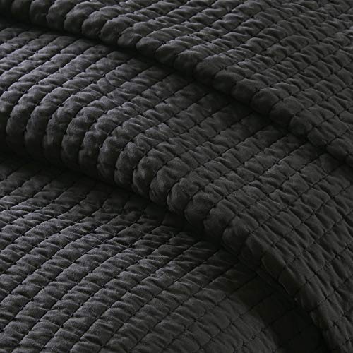 Madison Park Keaton Quilt Set-Casual Channel Stitching Design All Season, Lightweight Coverlet Bedspread Bedding, Shams, Full/Queen(90"x90"), Stripe Black