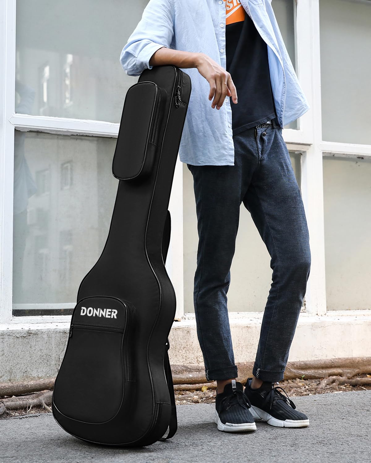 Donner 47 Inch Bass Guitar Case, 0.4 Inch Thick Padding Sponge 600D Ripstop Waterproof Nylon Soft Electric Bass Guitar Gig Bag with 3 Pockets and Back Hanger Loop, Black