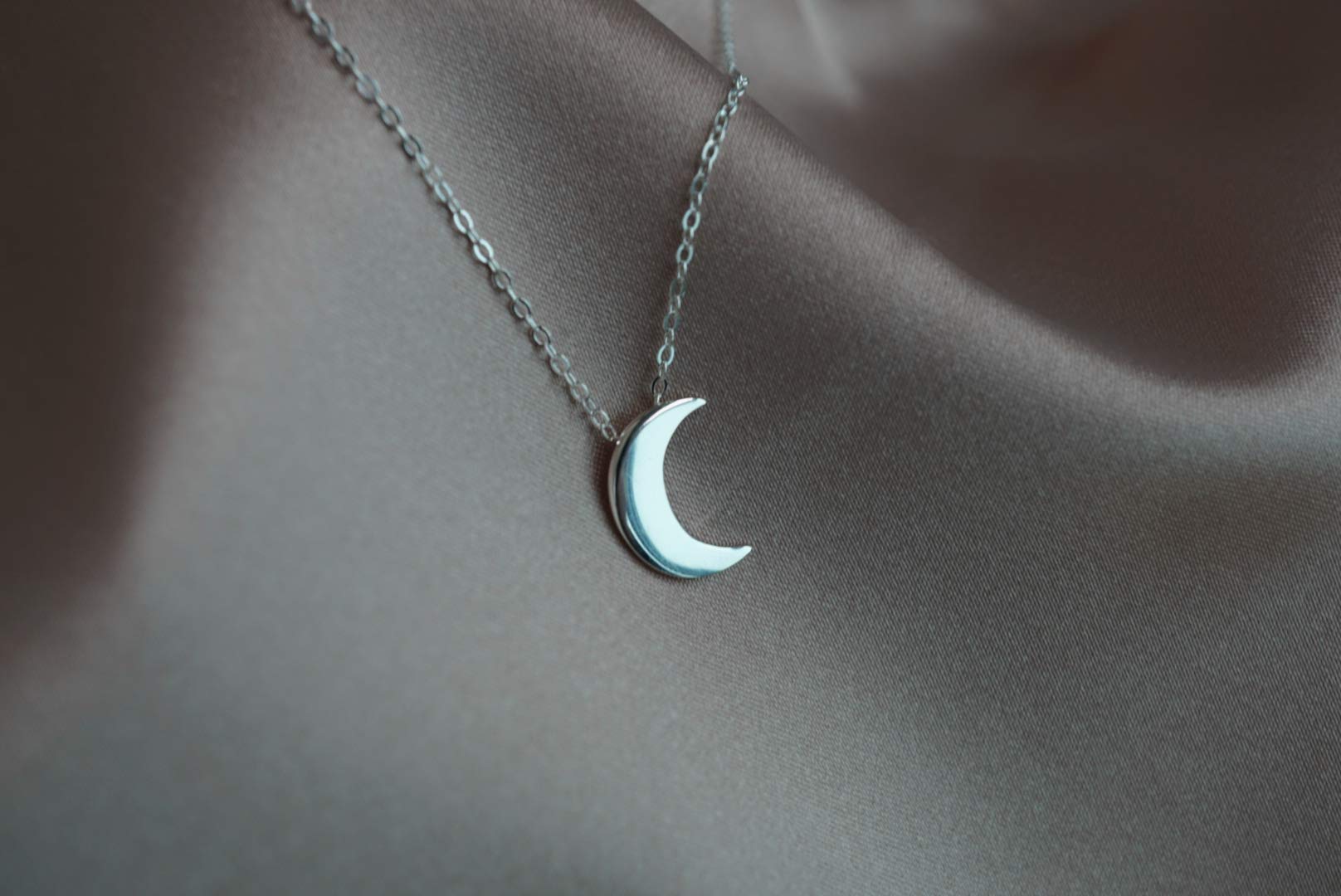 Silver Crescent Moon Choker - 925 Sterling Silver Necklace - Short Necklace - Silver Choker Necklace - Dainty necklace - Moon Necklace - Tiny Moon Necklace - Waning Moon - Waxing Moon