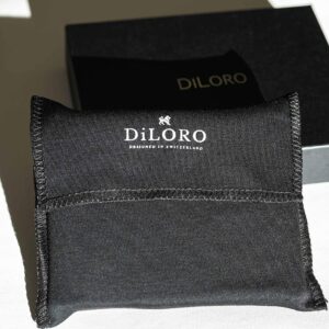 DiLoro Mens Buffalo Leather Wallet Bifold Flip ID Section Coin RFID Protection Full Grain Credit Card Holder Purse (Dark Hunter Brown)