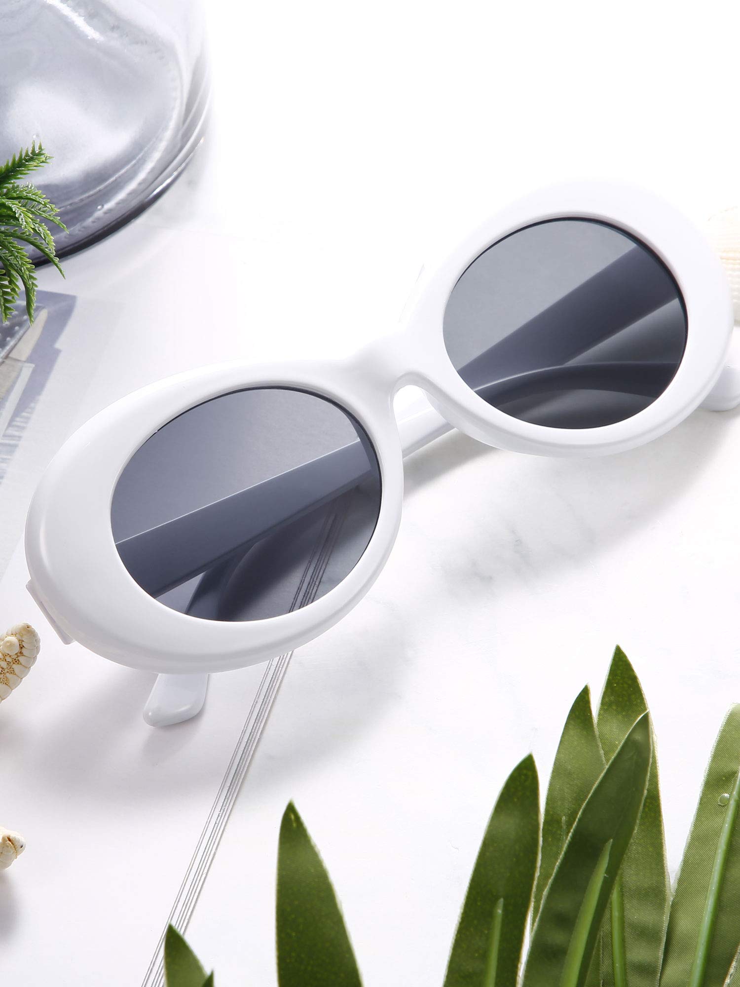 18 Pack Retro Clout Oval Mod Thick Frame Round Lens Sunglasses Women Men Sunglasses White