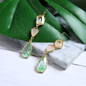 Newyht Crystal Fashion Earrings Classic Vintage Dangle Drop Earrings for Women Girls (green)