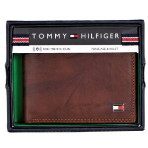 Tommy Hilfiger Men's Leather Passcase Wallet, Tan Huck, One Size