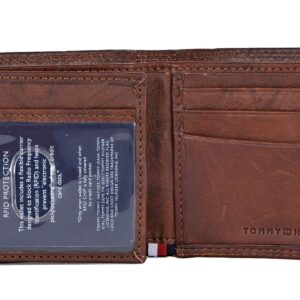 Tommy Hilfiger Men's Leather Passcase Wallet, Tan Huck, One Size