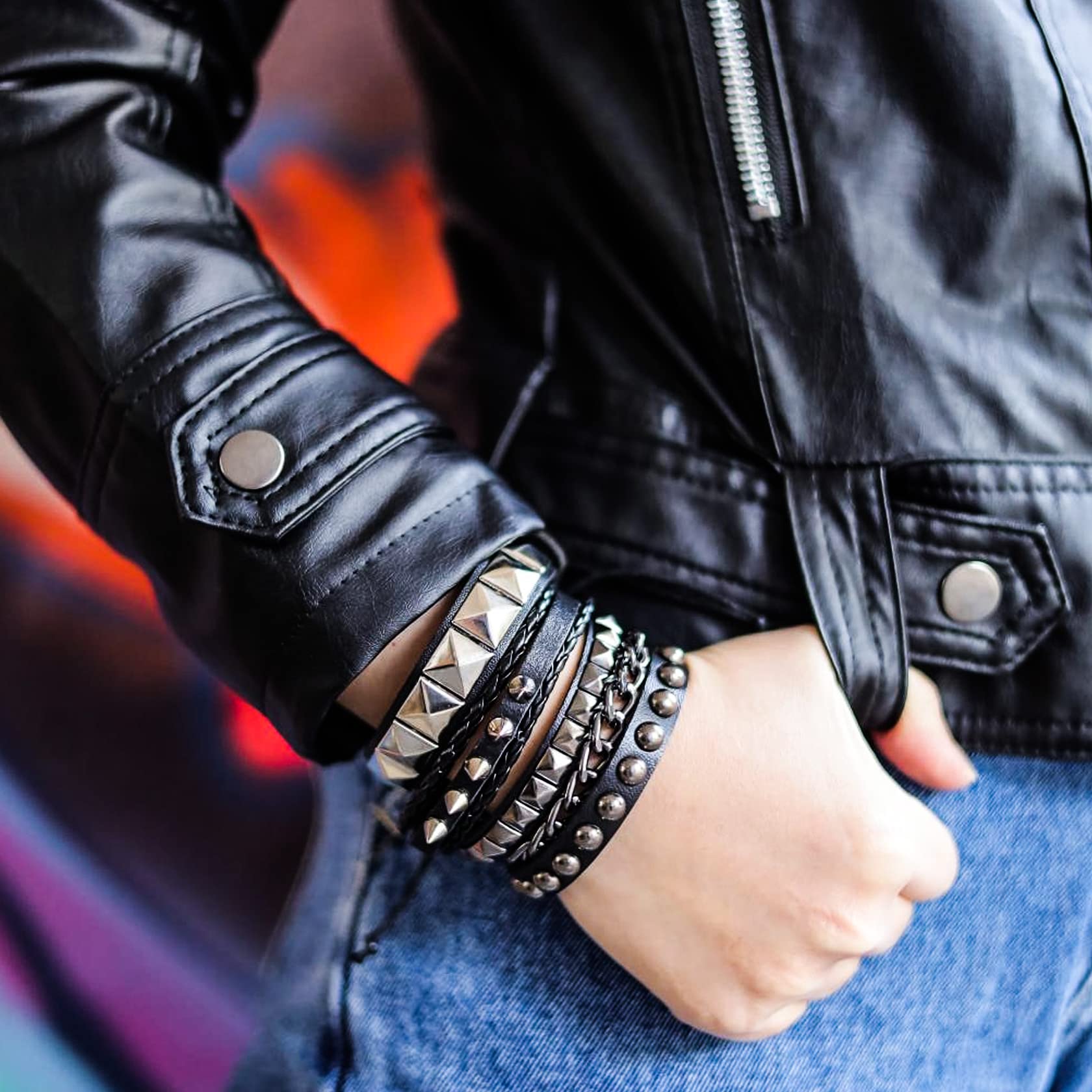 Eigso 4 Pcs Punk Leather Bracelet Hematite Black for Men Women Adjustable Spike Metal Cuff Bangle