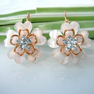 Navachi 18k Gold Plated White Crystal Acetate Blooming Flowers Az2414e Leverback Earrings