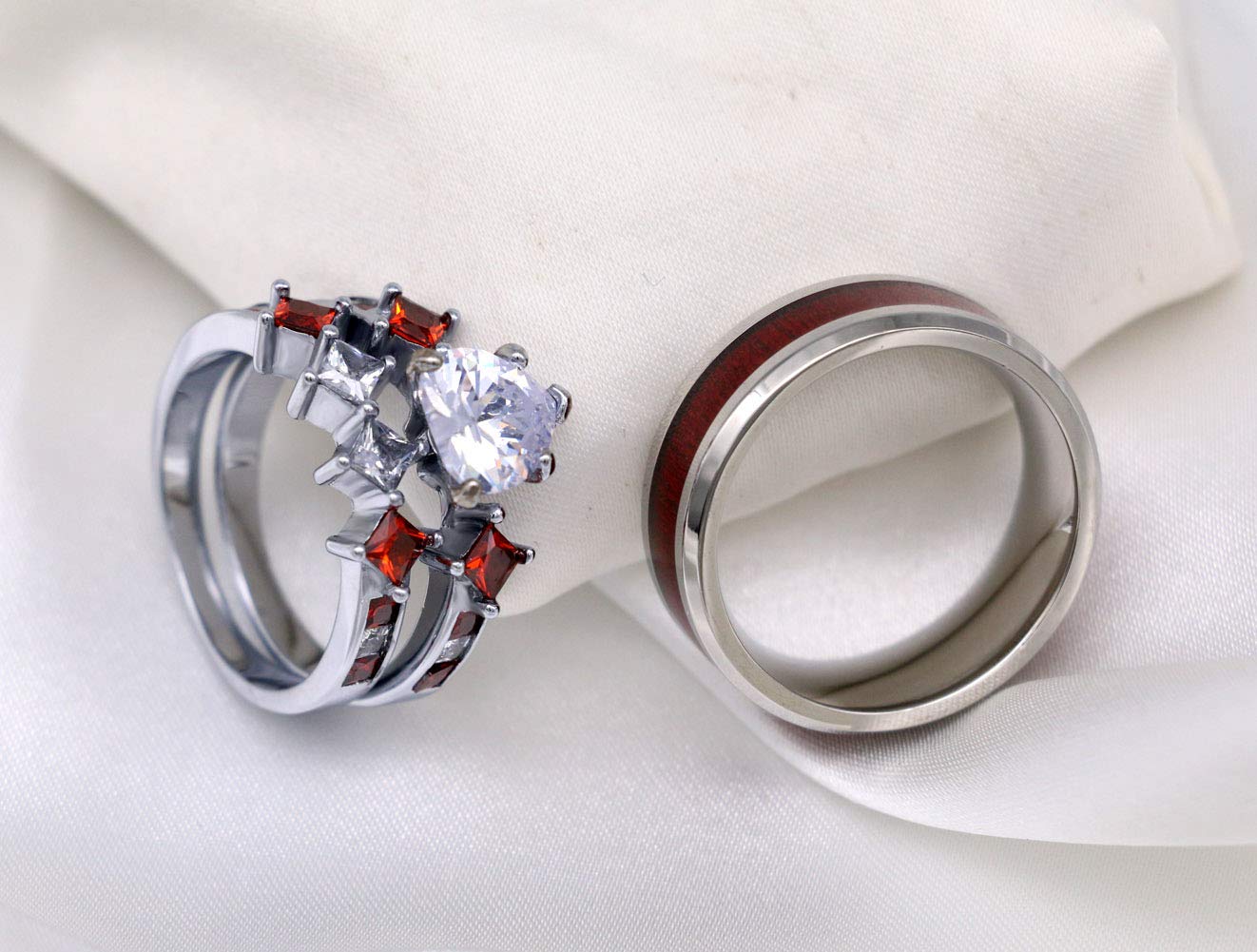 ringheart Couple Rings White Gold Filled Heart Stone Red Cz Womens Wedding Ring Sets Wood grain Man Tungsten Wedding Band